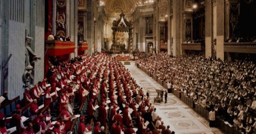 Bishop Robert Barron's 'beige' version of Vatican II
