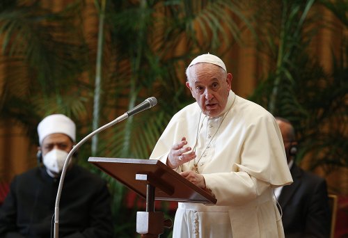 Pope Francis takes on climate deniers, 'irresponsible' Americans in new climate letter