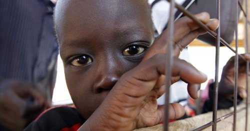 Kenyan bishops urge government to keep refugee camps for now