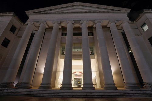 Alabama Supreme Court rules frozen embryos are children under wrongful death law