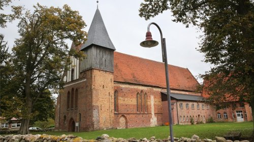 Unser Dorf hat Zukunft: Kreissieger sind Kurzen Trechow und Rühn