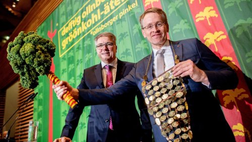 Daniel Günther ist neuer Oldenburger Grünkohlkönig