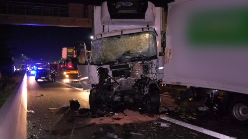 Lkw-Fahrer stirbt bei Unfall: A7 in Hamburg gesperrt