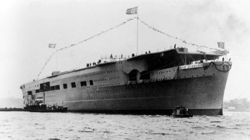 Als der Nazi-Flugzeugträger "Graf Zeppelin" vom Stapel lief