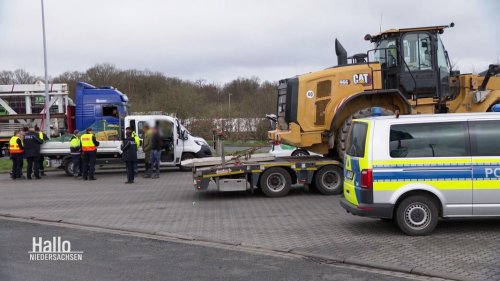 Polizeischüler aus Europa lernen Großkontrollen auf der A2