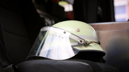 Grömitz: Feuer in Tischlerei - B501 voll gesperrt