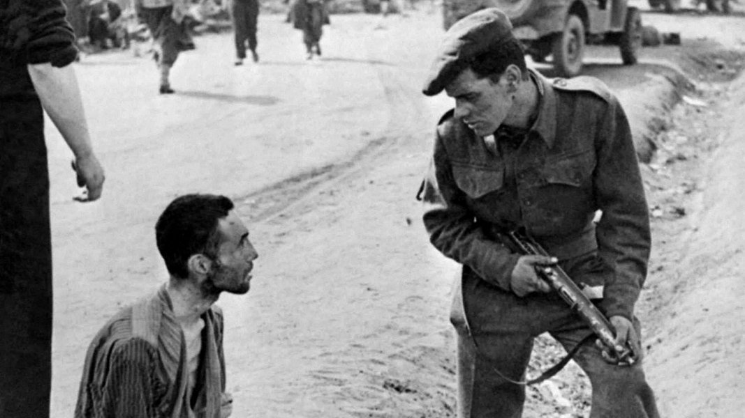 KZ Bergen-Belsen: Briten finden 1945 pures Grauen vor