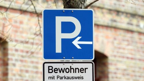 Bewohnerparkzonen in Hamburgs Stadtteilen: Verkehr geht zurück