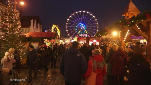 Rostocker Weihnachtsmarkt trifft verkaufsoffenen Sonntag