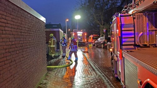 Hannover-Ricklingen: Familie rettet sich vor Feuer