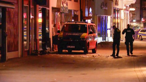 Oldenburg: Reizgas vor Disko versprüht - Polizei erschießt Angreifer
