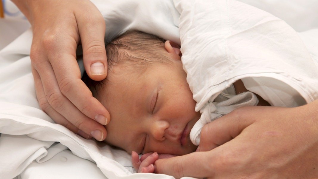 Diese Babynamen waren 2024 die beliebtesten in Niedersachsen