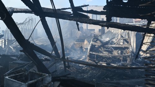 Wilhelmshaven: Vater und Sohn sterben nach Feuer in Werkstatt