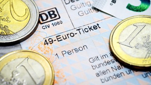 Verkehrsminister: 49-Euro-Ticket soll zum 1. April starten