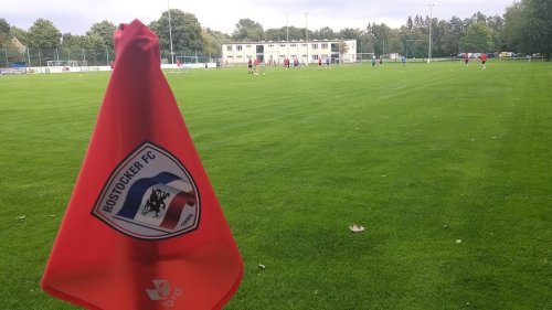 Stadtderby: Rostocker FC empfängt Hansa II
