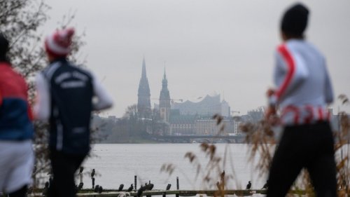 4.055 neue Corona-Fälle in Hamburg - Inzidenz nun über 1.000