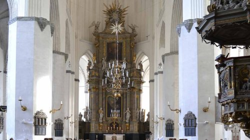 Rostock: Sankt Marien saniert Hochaltar - und sucht Paten