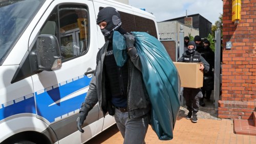 Rechtsextreme Terrorzelle: 16- und 18-Jähriger in MV festgenommen