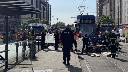 Rostock: Rettungseinsatz nach Straßenbahnunfall beendet