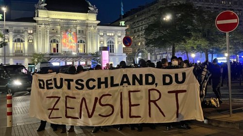 Linke Szene demonstriert gegen Einheitsfeier in Hamburg
