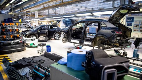 VW beginnt heute mit Serienproduktion von E-Auto in Emden