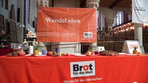 Spendenaktion "Brot für die Welt" startet im Schleswiger Dom
