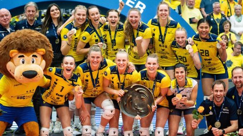 Meister! Volleyballerinnen des SSC Schwerin beenden Durststrecke