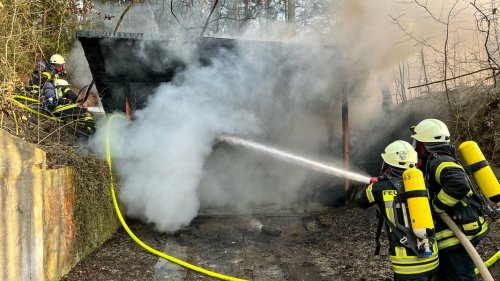 Brand in Ballenhausen: Feuerwehr rettet Schützenhaus