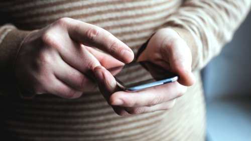 Falscher Bankmitarbeiter betrügt Frau aus Hagenow um 100.000 Euro
