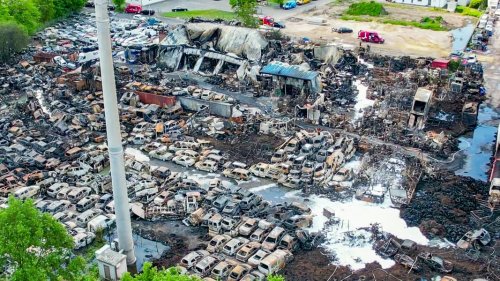 Nach Brand auf Recyclinghof in Hatten: A28 bald wieder frei