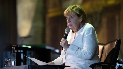 Ein Jahr ohne Merkel: "Sie hat zuletzt schon resigniert"