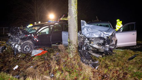 Barsinghausen: Zwei Autos kollidieren frontal, ein Fahrer stirbt
