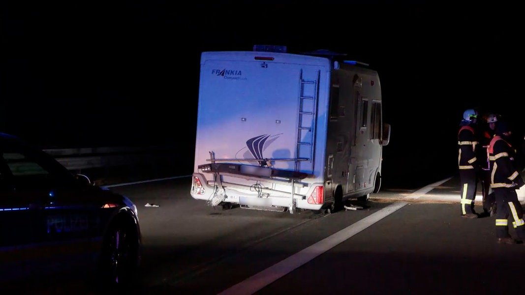 Polizei schießt auf Wohnmobil nach Verfolgungsfahrt auf A26