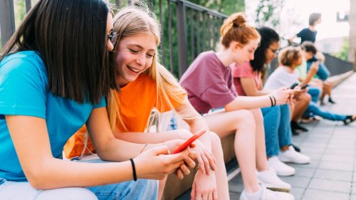 Schulen in SH sollen strengere Regeln für Handys aufstellen