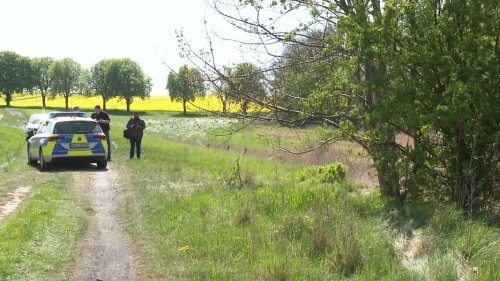 Tödlicher Unfall bei Güstrow: Zwölfjähriger stirbt bei Dirtbike-Unfall