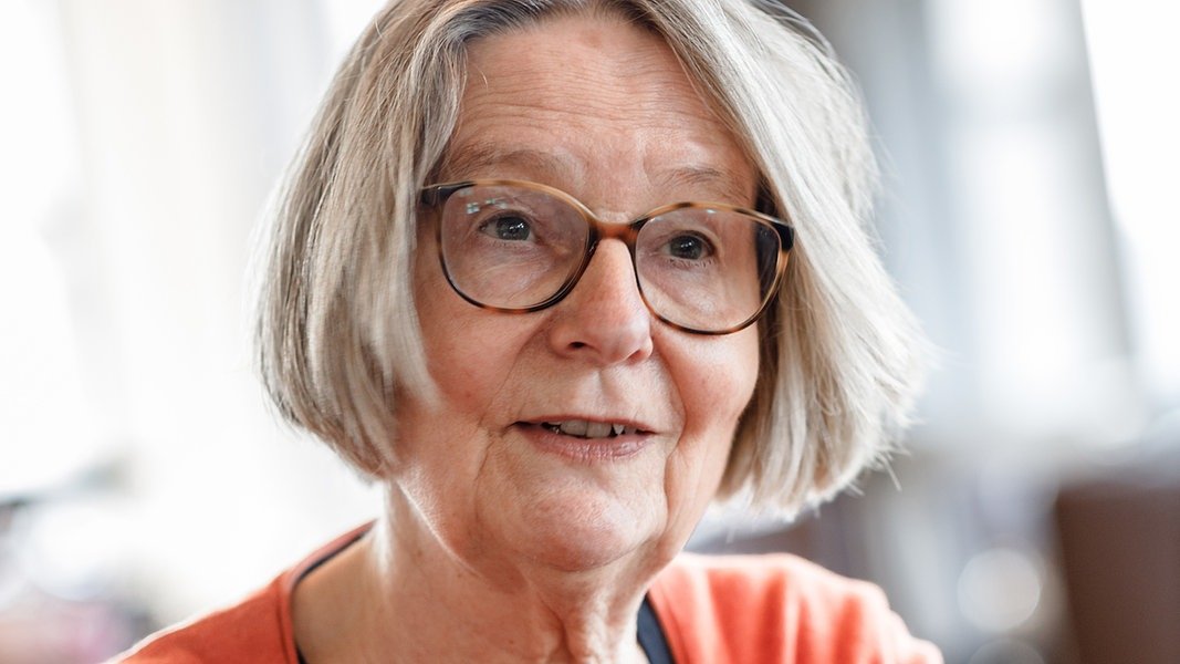 Kirsten Boie feiert 75: Erfolgsautorin mit Herz für soziale Themen