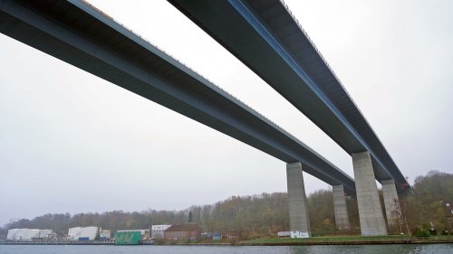 Schäden festgestellt: Holtenauer Hochbrücken und NOK weiter gesperrt