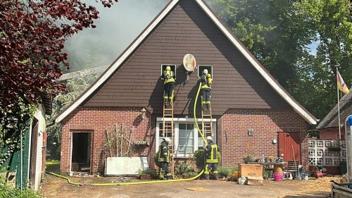 Dachstuhlbrand im Landkreis Stade: 90.000 Euro Schaden