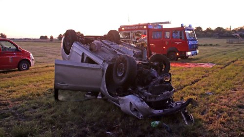 Unfall bei Brenz: Auto landet auf dem Dach