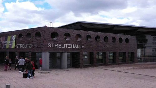 Strelitzhalle erneut nach Wasserschaden gesperrt