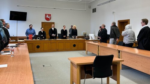 Rechtsrock-Prozess in Lüneburg: Haftstrafe für Lasse K.