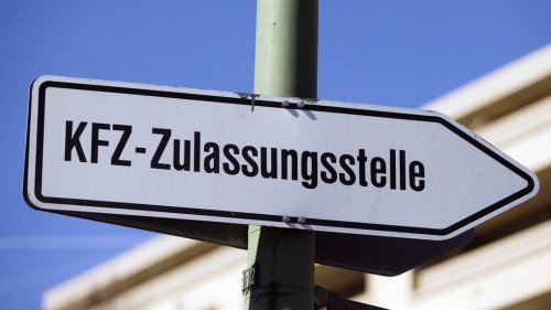 Hamburg geht gegen Termin-Mauscheleien bei Auto-Zulassung vor
