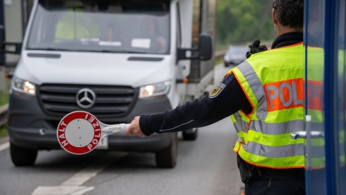 Grenzkontrollen in Niedersachsen: Rund 300 Haftbefehle vollstreckt