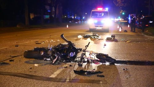 Motorradfahrer stirbt bei Unfall in Wellingsbüttel