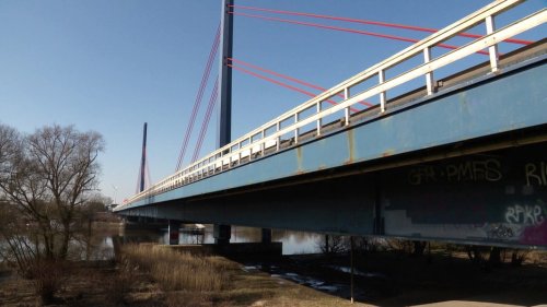 Staugefahr zum Ferienstart: erneute Sperrung der Norderelbbrücke