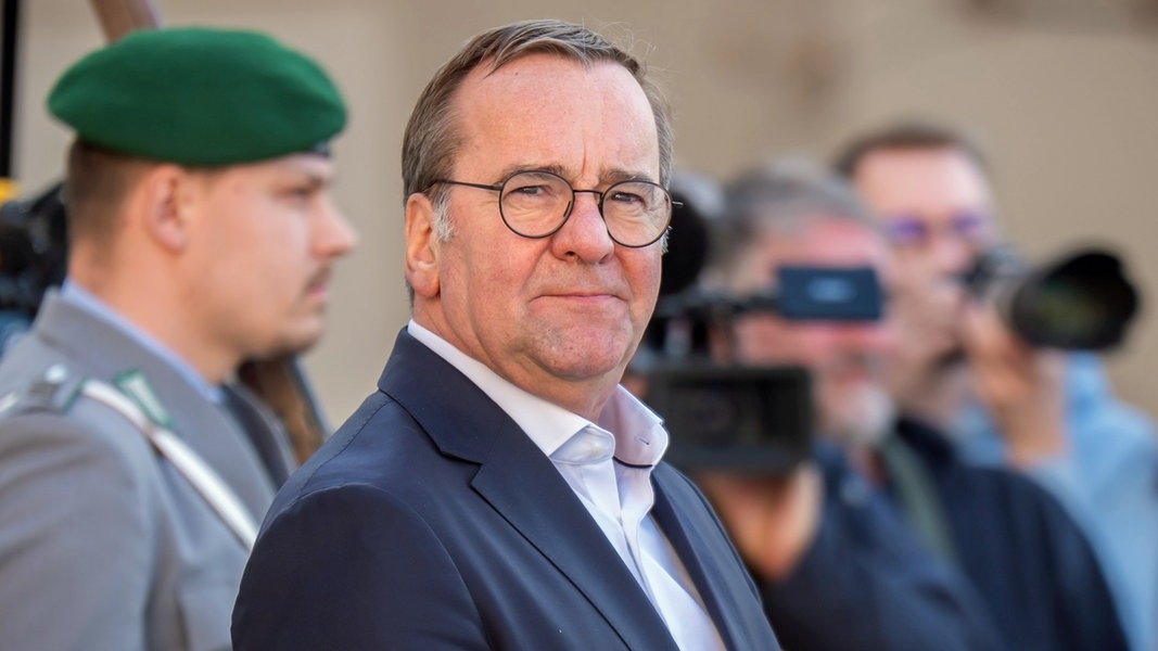 Reaktionen auf Telefonat Trump/Putin - Pistorius: "Nullnummer"