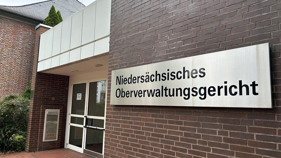 OVG verschärft Urteil: Beamter muss nach Foto-Skandal gehen