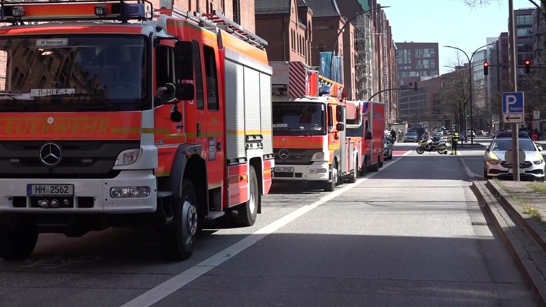 Feuerwehr bei Reizgas-Einsatz im Miniatur Wunderland