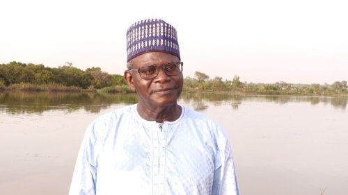 Zepter statt Skalpell: Rendsburger Arzt will König in Niger werden