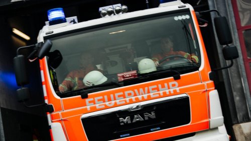 E-Bike-Akku fängt Feuer: Villa in Isernhagen gerät in Brand